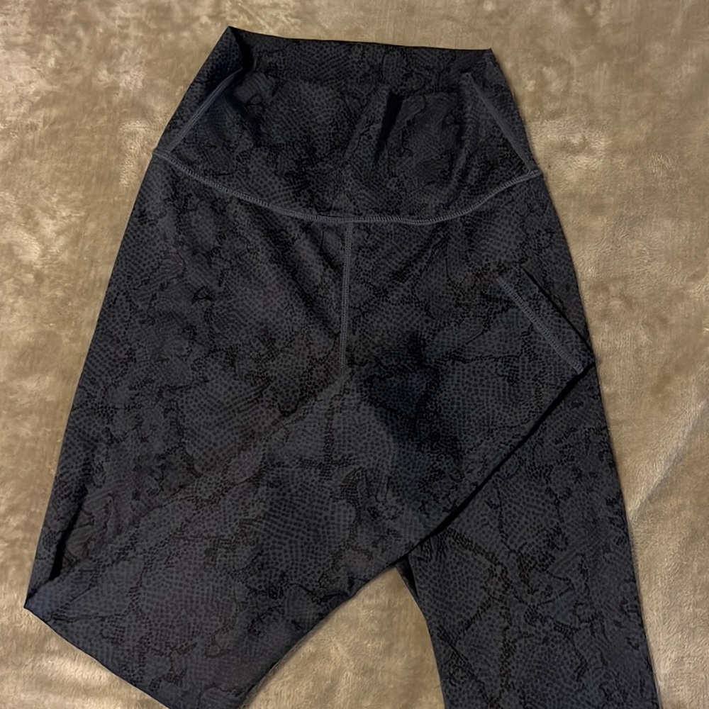 Snake Skin Print Leggings